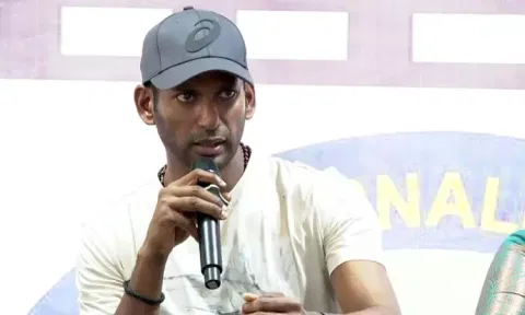2026 சட்டப்பேரவை தேர்தலில் போட்டி: நடிகர் விஷால் அறிவிப்பு
