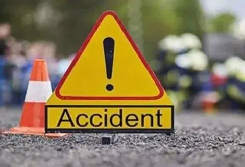 பாகிஸ்தானில் கோர விபத்து-ஒரே குடும்பத்தை சேர்ந்த 13 பேர் பலி