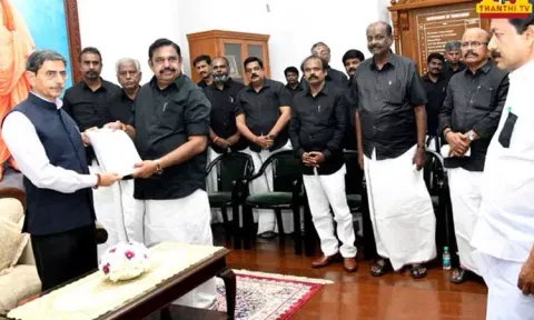 கள்ளக்குறிச்சி சம்பவம்: கவர்னர் ஆர்.என்.ரவியுடன் எடப்பாடி பழனிசாமி சந்திப்பு