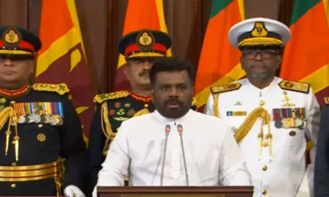 இலங்கை அதிபராக பதவியேற்றார் அனுரா குமார திசநாயகே