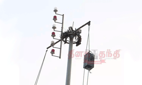 டானா புயல் எச்சரிக்கை : 9 துறைமுகங்களில் 2-ம் எண் புயல் கூண்டு ஏற்றம்