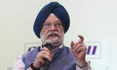 பெட்ரோல், டீசல் விலை குறைய வாய்ப்பு - மத்திய மந்திரி ஹர்தீப் சிங் புரி