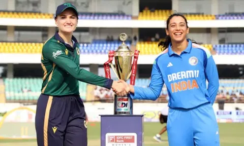 மகளிர் ஒருநாள் கிரிக்கெட்; இந்தியாவுக்கு எதிராக அயர்லாந்து பேட்டிங் தேர்வு