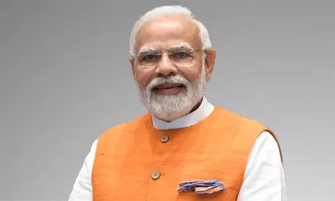 சுவாமி விவேகானந்தருக்கு பிரதமர் மோடி புகழஞ்சலி