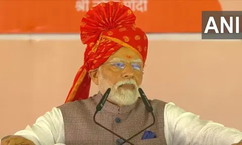 சிந்தூரம் அழிப்பதற்காக புறப்பட்டவர்கள் மண்ணில் புதைக்கப்பட்டனர் - பிரதமர் மோடி ஆவேச பேச்சு