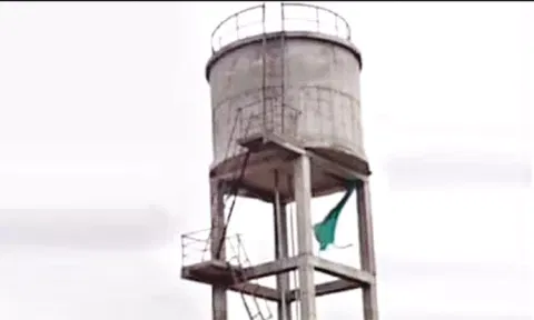 மேல்நிலை நீர்த்தேக்க தொட்டியில் மனித கழிவுகளை வீசிய மர்ம கும்பல்... திண்டுக்கல்லில் பரபரப்பு