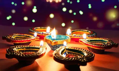 தீபாவளி பண்டிகை: ஜனாதிபதி உள்பட தலைவர்கள் வாழ்த்து