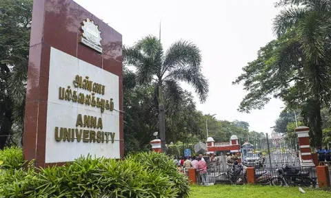 கவர்னர் ஆர்.என்.ரவி பிறப்பித்த உத்தரவை நிராகரிக்க அண்ணா பல்கலைக்கழக சிண்டிகேட் பரிந்துரை