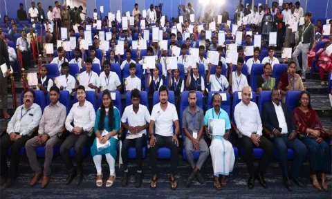 வெற்றி நிச்சயம் திட்டத்தில் திறன் பயிற்சி பெற்ற 170 பேருக்கு சான்றிதழ், பணி நியமன ஆணை: உதயநிதி ஸ்டாலின் வழங்கினார்