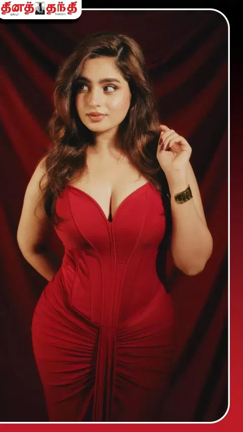 Instagram@ayeshaakhan_official