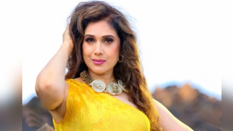 Meenakshi Seshadri