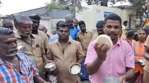 Workers complaining that the quality of food served for them under the free breakfast programme is unfit to consume.