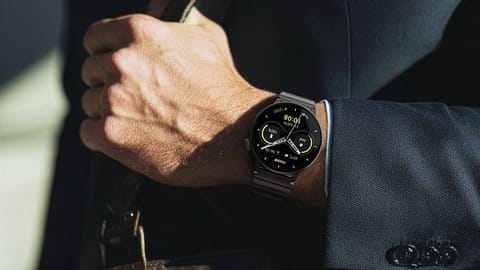 DT Next Tech | Style with substance - The New NoiseFit Pro 6R