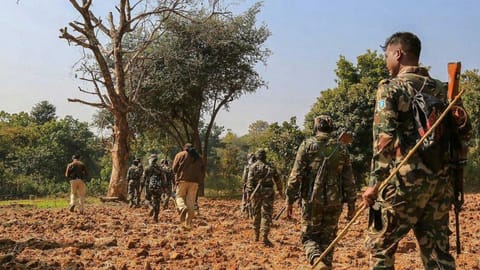 Naxal leader Vikas, 14 ultras surrender in Chhattisgarh; 'red terror' ends in Raipur-Sambalpur belt