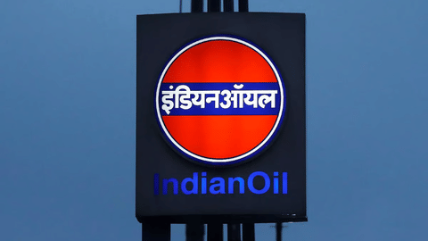 India OMCs to pay discounted rates to refiners amid fuel price freeze