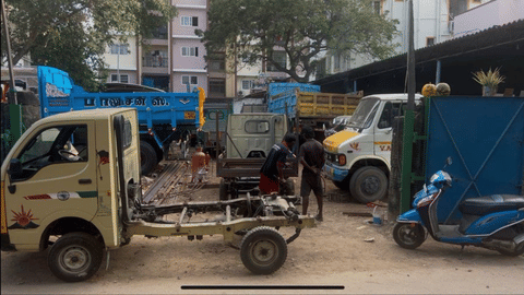 Lorry workshop in the residential area of Kovalan Street, Pallikaranai