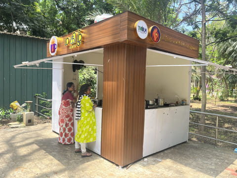 Magizh cafe Arignar Anna Park Royapuram