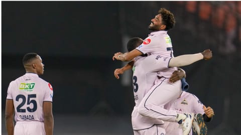 Ahmedabad: Gujarat Titans' Jason Holder, left, celebrates with teamates after taking the wicket of Sunrisers Hyderabad's Heinrich Klaasen during the Indian Premier League (IPL) 2026 T20 cricket match between Gujarat Titans and Sunrisers Hyderbad, in Ahmedabad, Gujarat, Tuesday, May 12, 2026. (PTI Photo/Shahbaz Khan)(PTI05_12_2026_000516B)(PTI05_12_2026_000536B)
