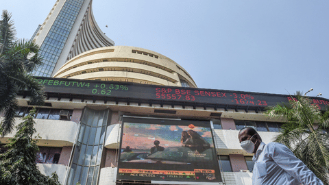 Stock markets end marginally higher on buying in IT counters