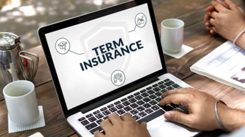 Are Term Insurance Plans Worth the
Premium in 2026? Key Benefits Weighed