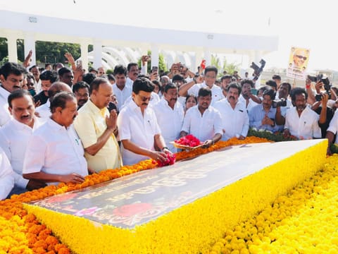 DMK chief MK Stalin pays homage to former CM of Tamil Nadu M Karunanidhi