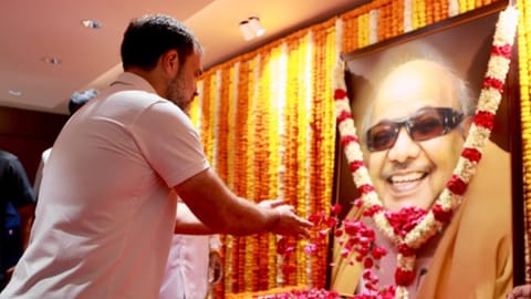 Rahul Gandhi paid tributes to M Karunanidhi