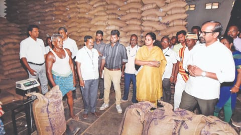 Minister P Venkataramanan inspecting the ongoing paddy procurement