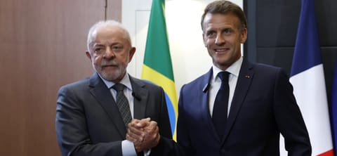 French President Emmanuel Macron and Brazilian President Luiz Inacio Lula da Silva