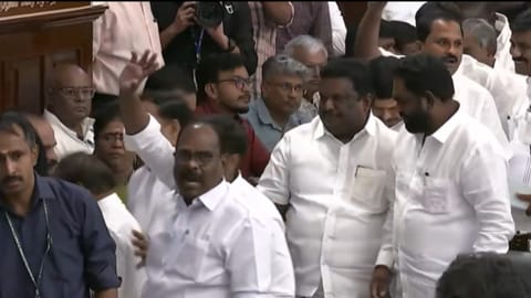 DMK members walk out of TN Assembly