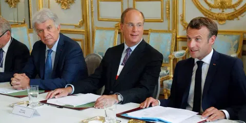 Transition turbulent: Why the Paris financing summit failed