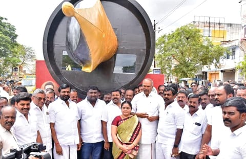 Speaker M Appavu welcoming the ‘Muththamizh Ther’ on its arrival near Vallioor in Tirunelveli on Sunday
