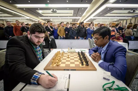 Praggnanandhaa in action against Parham Maghsoodloo