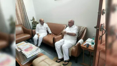 Former Karnataka CM Basavaraja Bommai meets former CM and senior BJP leader BS Yediyurappa (Photo: ANI)