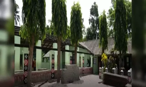 Bahanaga High School before the demolition process