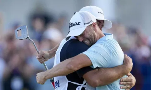 Wyndham Clark (AP)