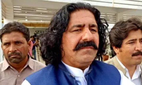 Pak Pashtun leader Ali Wazir 