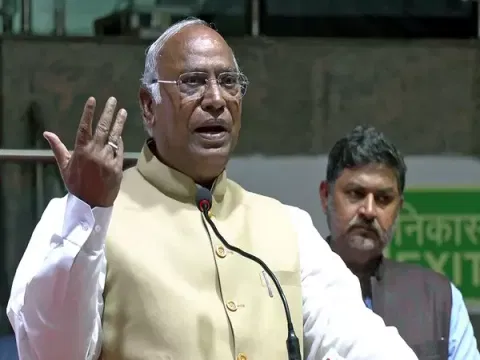 Congress President Mallikarjun Kharge (Photo:ANI)