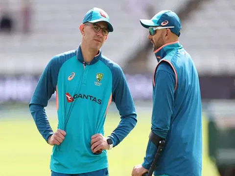 Todd Murphy and Nathan Lyon (Photo:ANI)