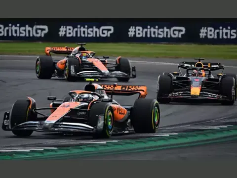 McLaren F1 car (Twitter)