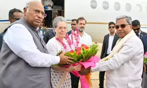 Congress Parliamentary Party Chairperson Sonia Gandhi, Congress president Mallikarjun Kharge, and party leader Rahul Gandhi arrives at Bengaluru