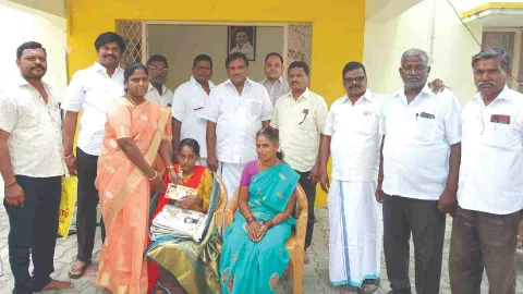 Differently abled girl Gowrimani with her mother Anitha