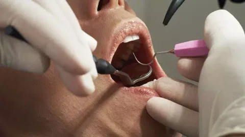 The link between tobacco and oral health care