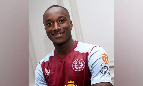 Moussa Diaby (Twitter/@AVFCOfficial) 