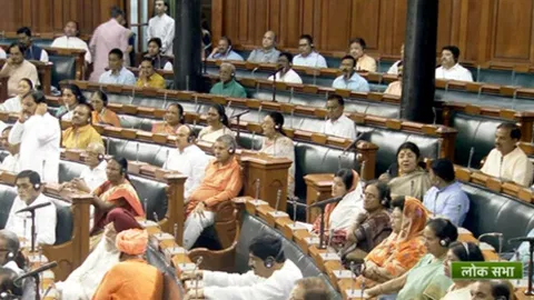 Visual from Lok Sabha 