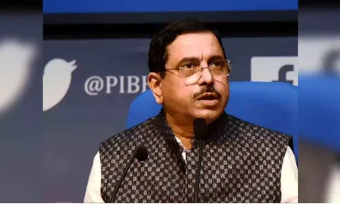  Union Minister Pralhad Joshi
