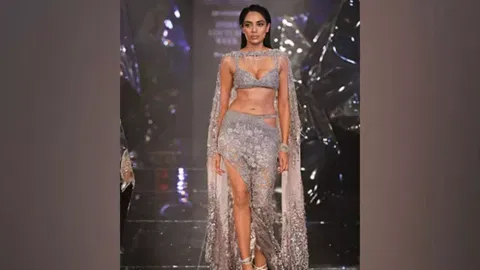 Sobhita Dhulipala