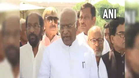 Leader of Opposition in Rajya Sabha Mallikarjun Kharge (Photo/ANI)