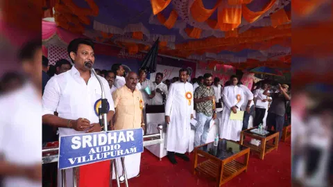 State school education minister Mahesh Poyyamozhi (Twitter/@Anbil_Mahesh)