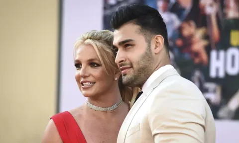Britney Spears and Sam Asghari (AP)