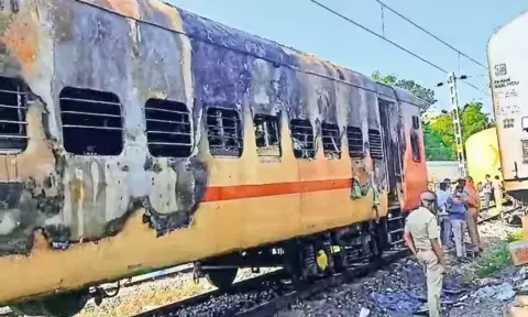 Security personnel at the spot after a fire broke out in a coach of a train at Madurai railway station, Saturday.(PTI) 